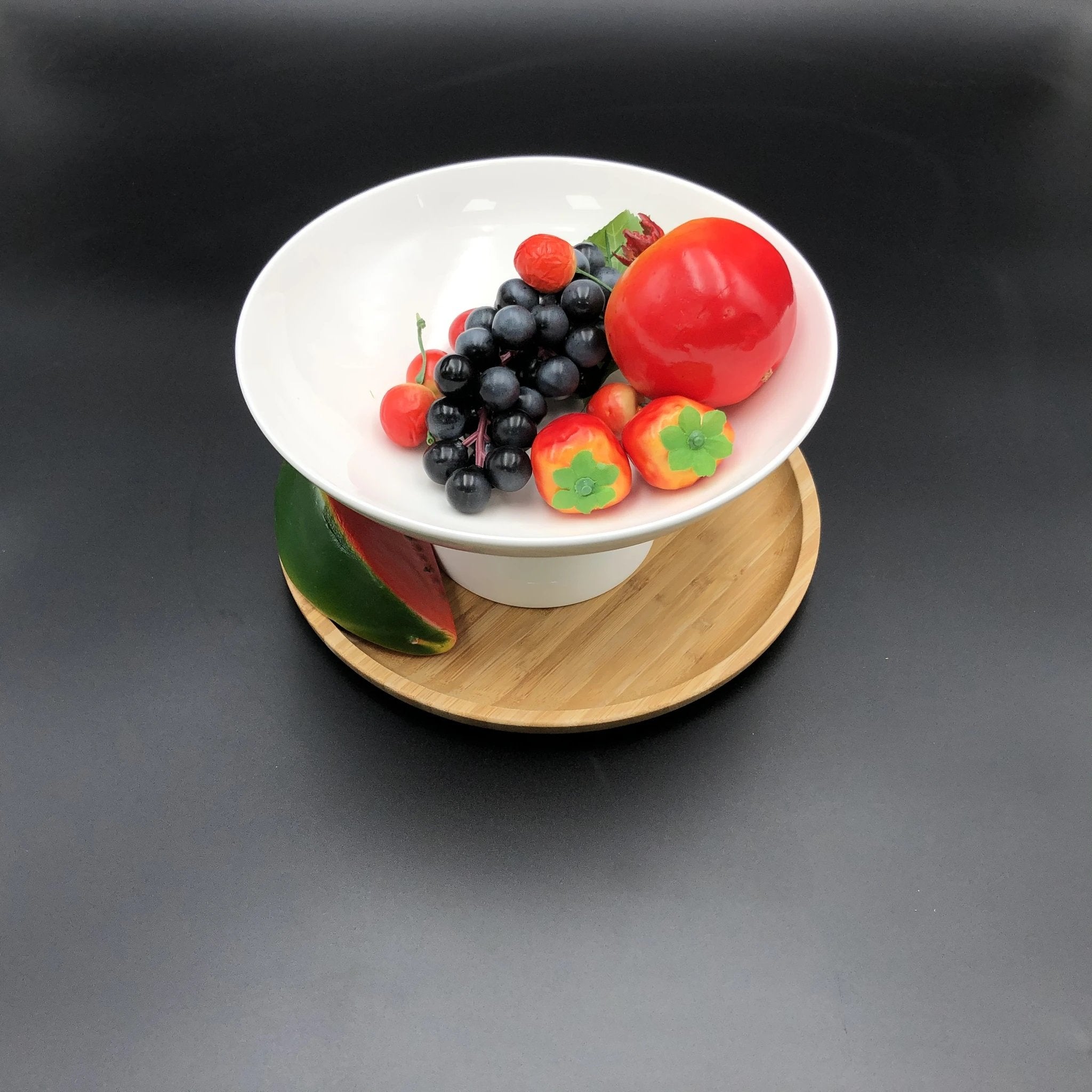 Fine Porcelain Fruit Vase / Bowl