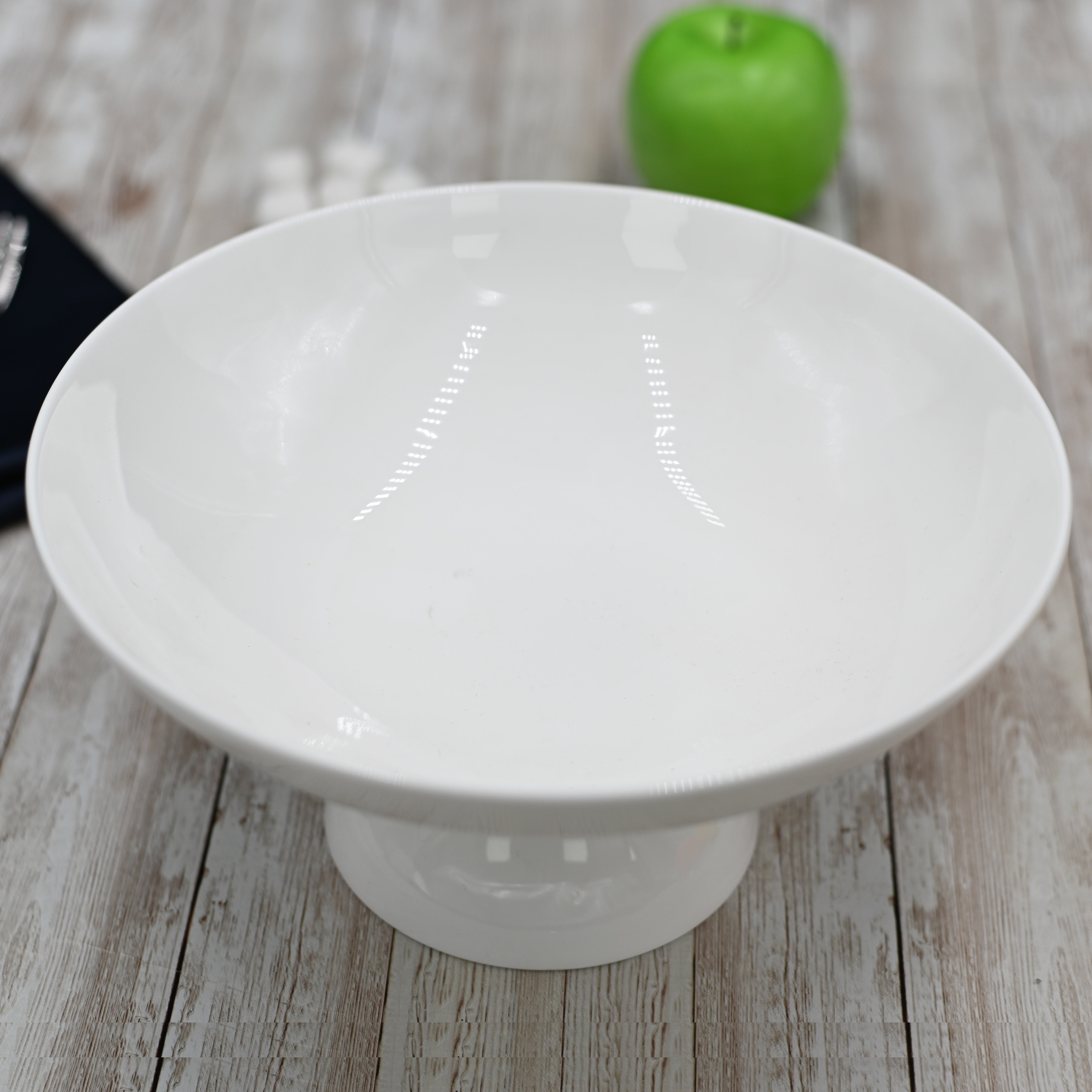 Fine Porcelain Fruit Vase / Bowl